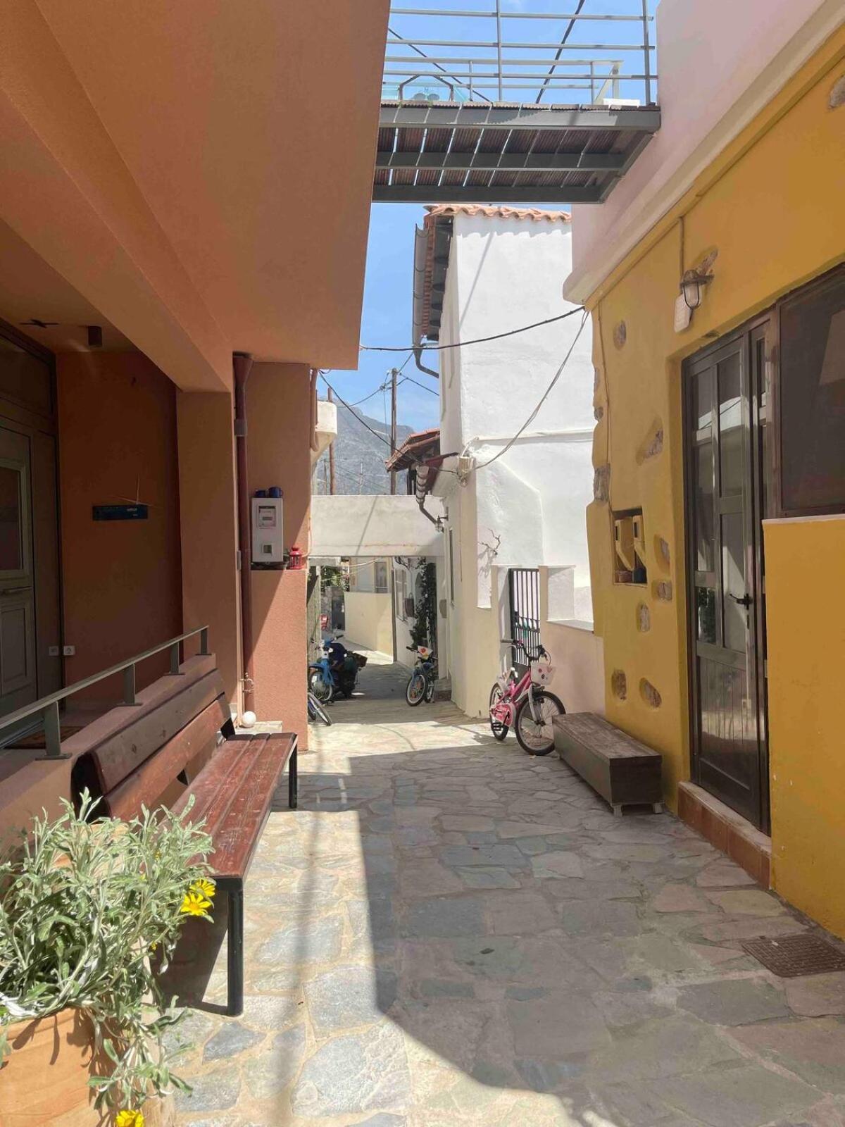 Varsamos Yiannioú Exterior photo